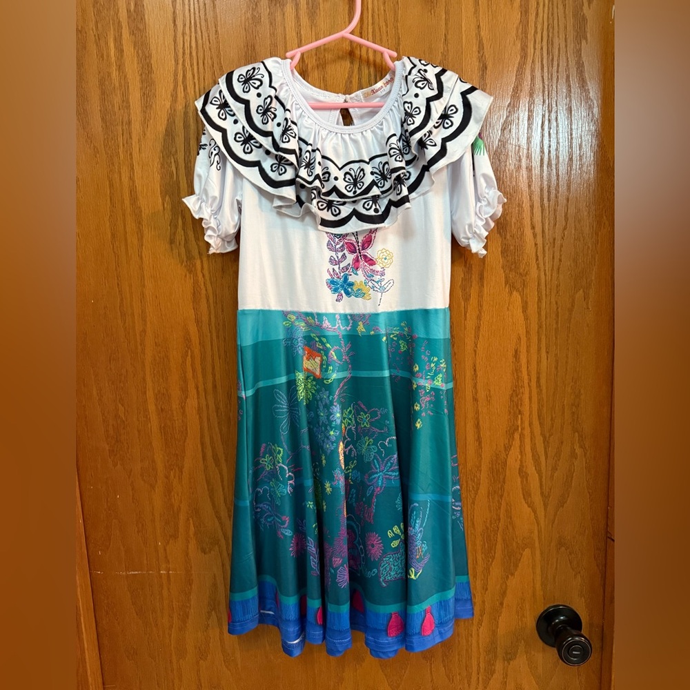 Mirabel Kids Dress size 5-6/110
